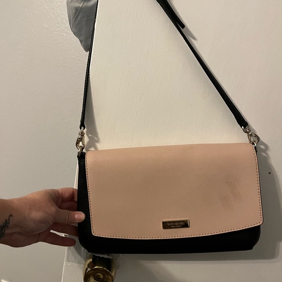 Blush and black Kate of spade crossbody/shoulder bag or clutch - Picture 2 of 3